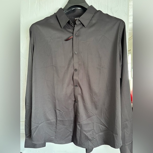 Classic Black Dress Shirt for Formal Occasions - Picture 1 of 11